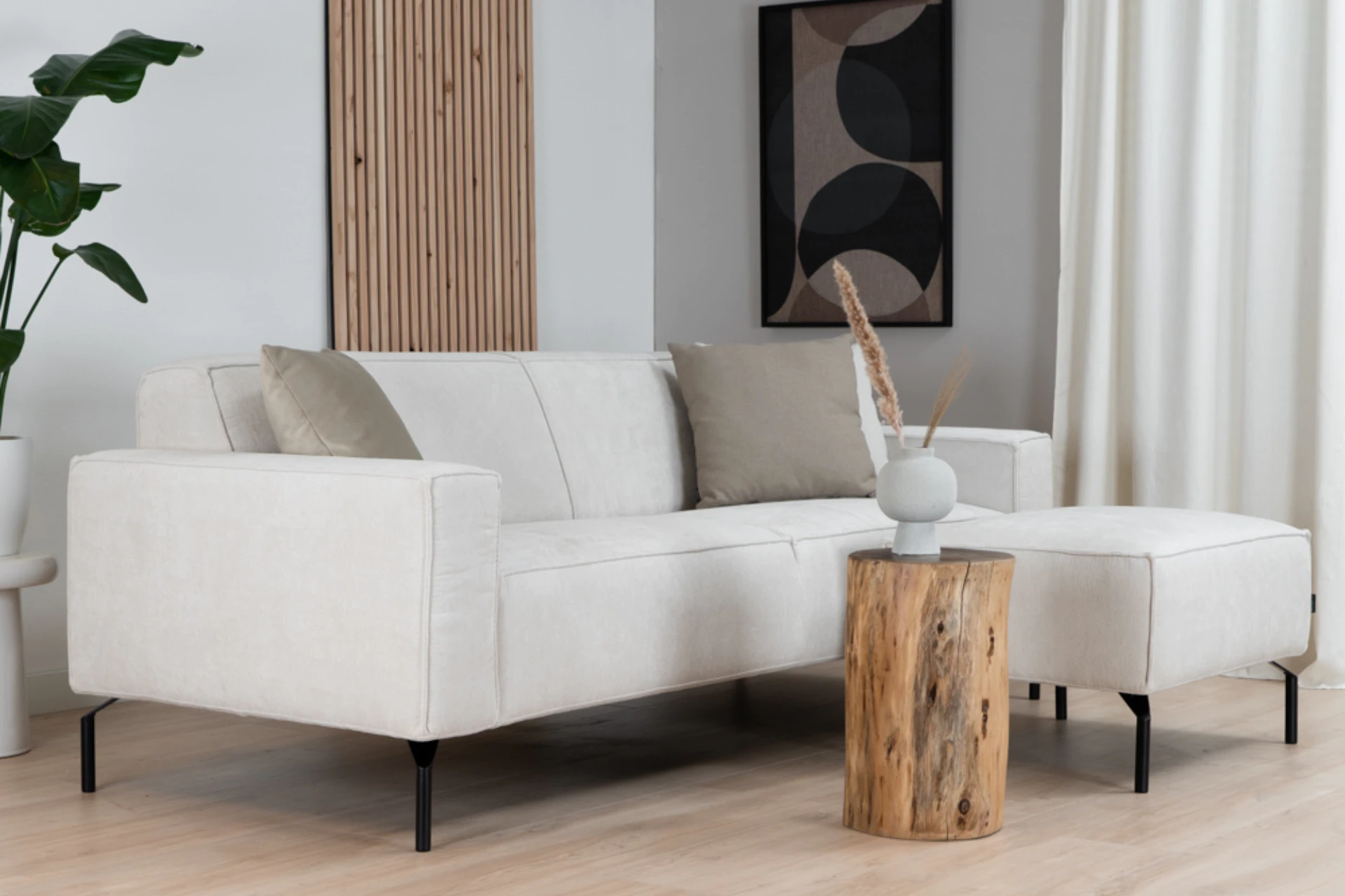 Luxe sofa's en banken landelijk & modern bij meubelwinkel TEAK2. Hoekbank of 3-zits bank in stof, polyester, echt of ECO-leder - webshop.