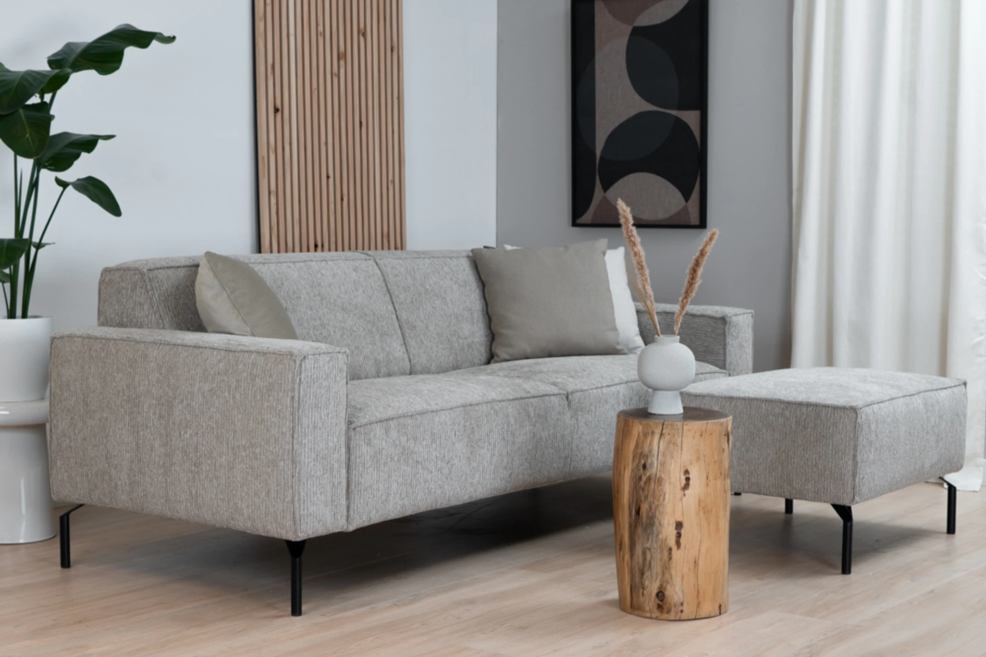 Luxe sofa's en banken landelijk & modern bij meubelwinkel TEAK2. Hoekbank of 3-zits bank in stof, polyester, echt of ECO-leder - webshop.