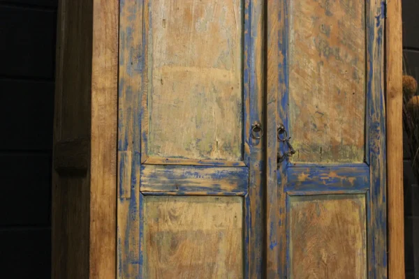 Unusual old wooden cabinet with paint residue from Indonesia. Teak wall cabinet with an oriental look and color - TEAK2.