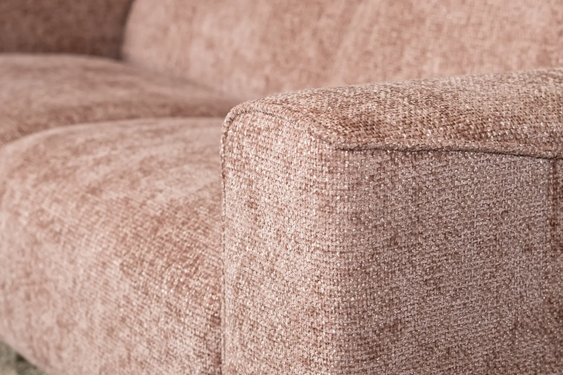 Lentur 2.5Z CHE | duurzame en comfortabele bank in chenille Duurzame, moderne en comfortabele bank in chenille, ronde elementen en kussens. Comfortabele sofa, hoge martindale score - TEAK2.