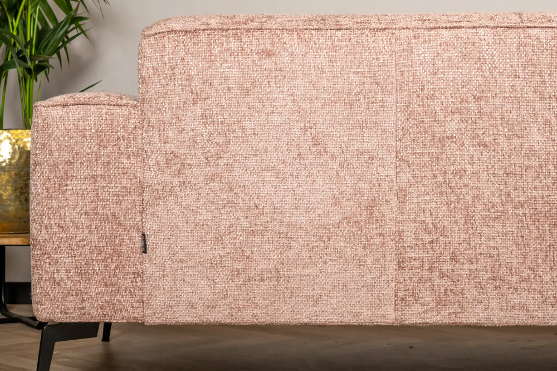 Lentur 2.5Z CHE | duurzame en comfortabele bank in chenille Duurzame, moderne en comfortabele bank in chenille, ronde elementen en kussens. Comfortabele sofa, hoge martindale score - TEAK2.