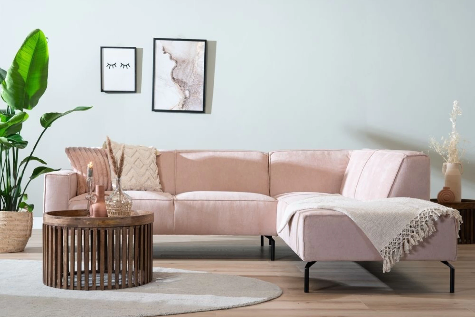 Luwes 5Z POL | modern corner sofa in recycled polyester Sustainable, comfortable and modern corner sofa in recycled polyester with a metal base. Designer corner sofa, sofa or lounge chair - TEAK2.