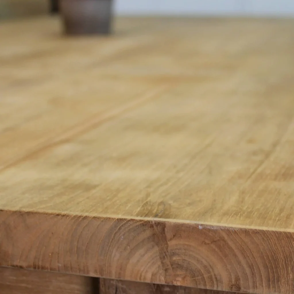 Ontdek de verschillende afwerkingen in teak of RAL kleur - meubelwinkel TEAK2