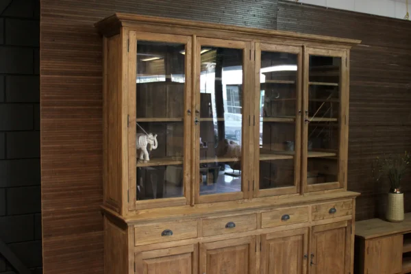 Landelijke teakhouten buffetkast in massief oud teakhout. Houten kasten en buffetkasten uit Indonesië, kwaliteit - TEAK2.