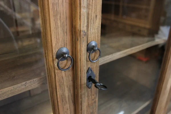 Landelijke teakhouten buffetkast in massief oud teakhout. Houten kasten en buffetkasten uit Indonesië, kwaliteit - TEAK2.