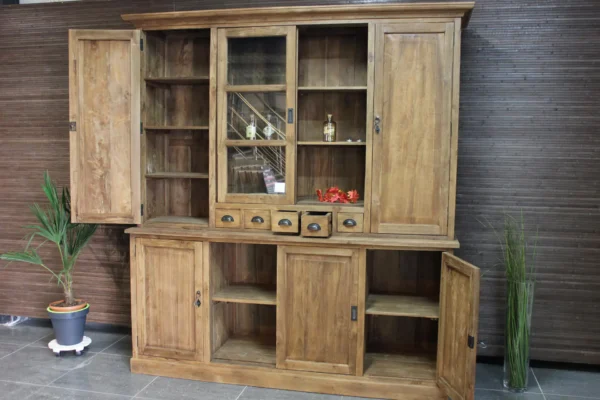 Spacious teak buffet cabinet with closed doors in rustic style. Buffet cabinet in sturdy brushed old teak from Indonesia - TEAK2.