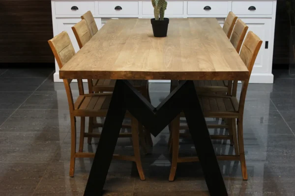 Esstisch im Teak-Design mit Metallbeinen, verschiedene Modelle: M-Beine, U-Beine, X-Beine und mehr! Design-Esszimmer- oder Küchentisch – TEAK2.
