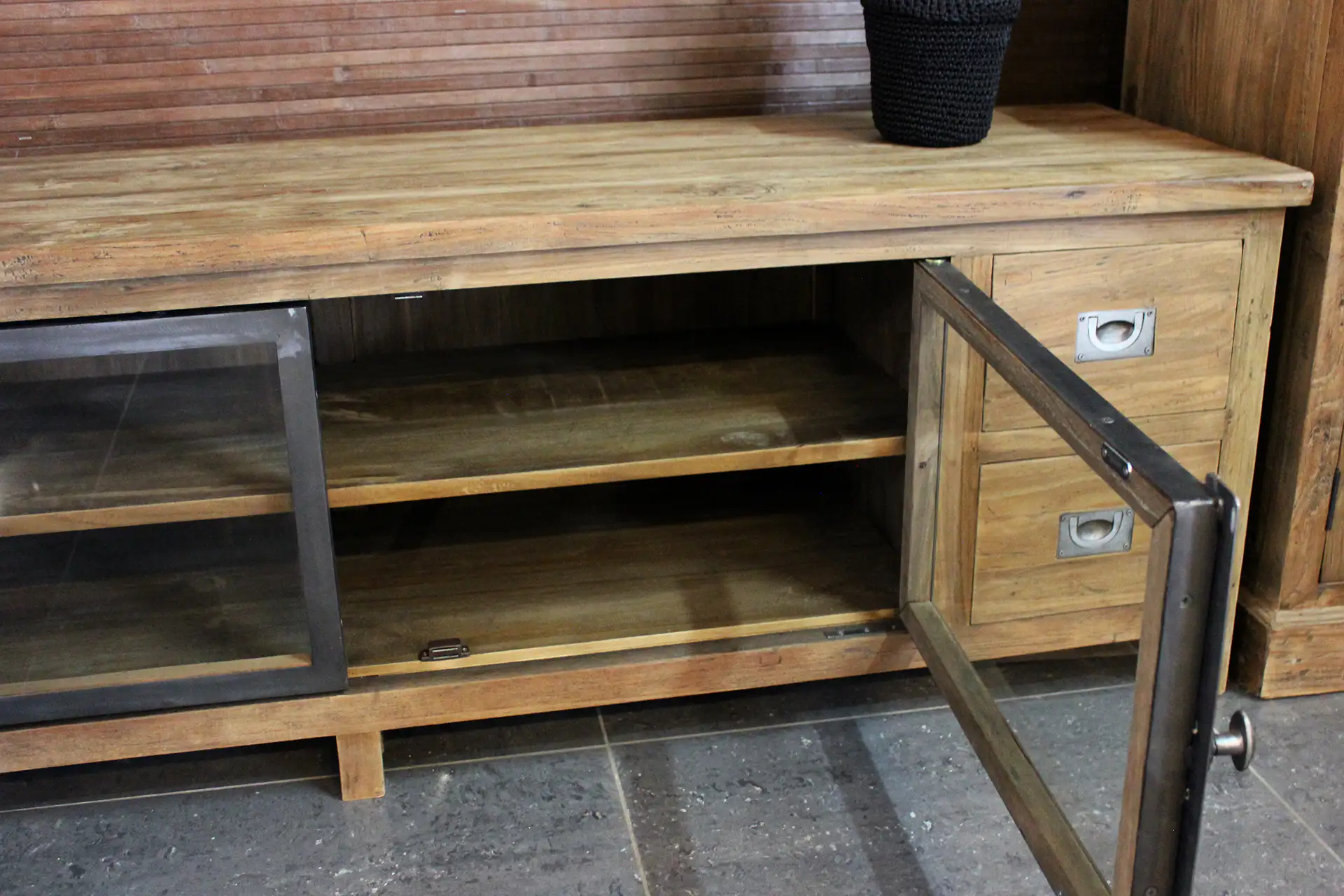 Teak Keluar TV180ML Old | rustic teak TV cabinet with metal Rustic teak TV cabinet with metal and hinged doors. Teak Tv unit with metal doors, wooden drawers - TEAK2.