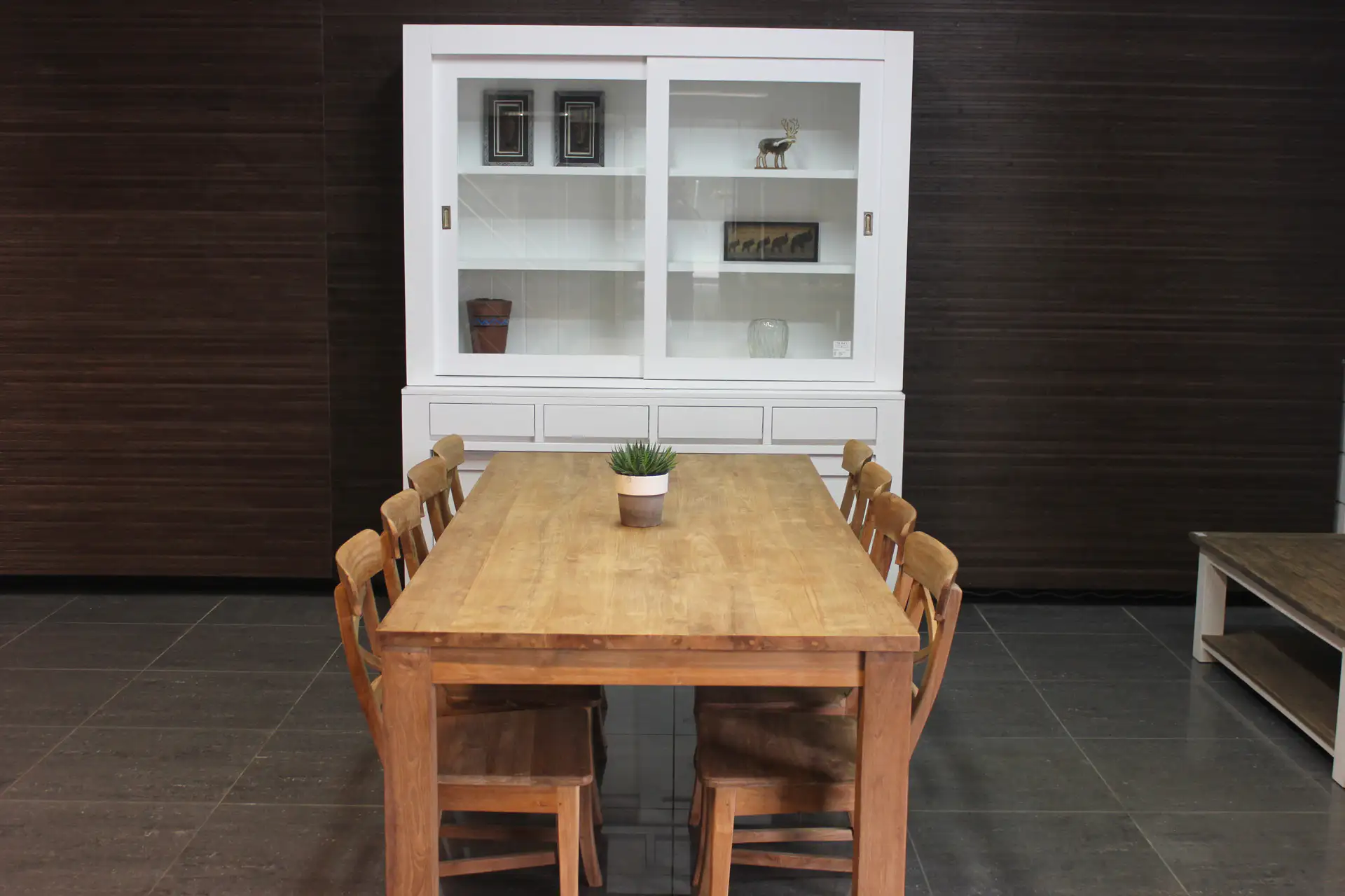 Teak Kursi Palang | modern wooden chair in smooth teak - TEAK2 Modern wooden chair in smooth teak. Sturdy & comfortable dining room chair. Quality from Indonesia, teak furniture store TEAK2.