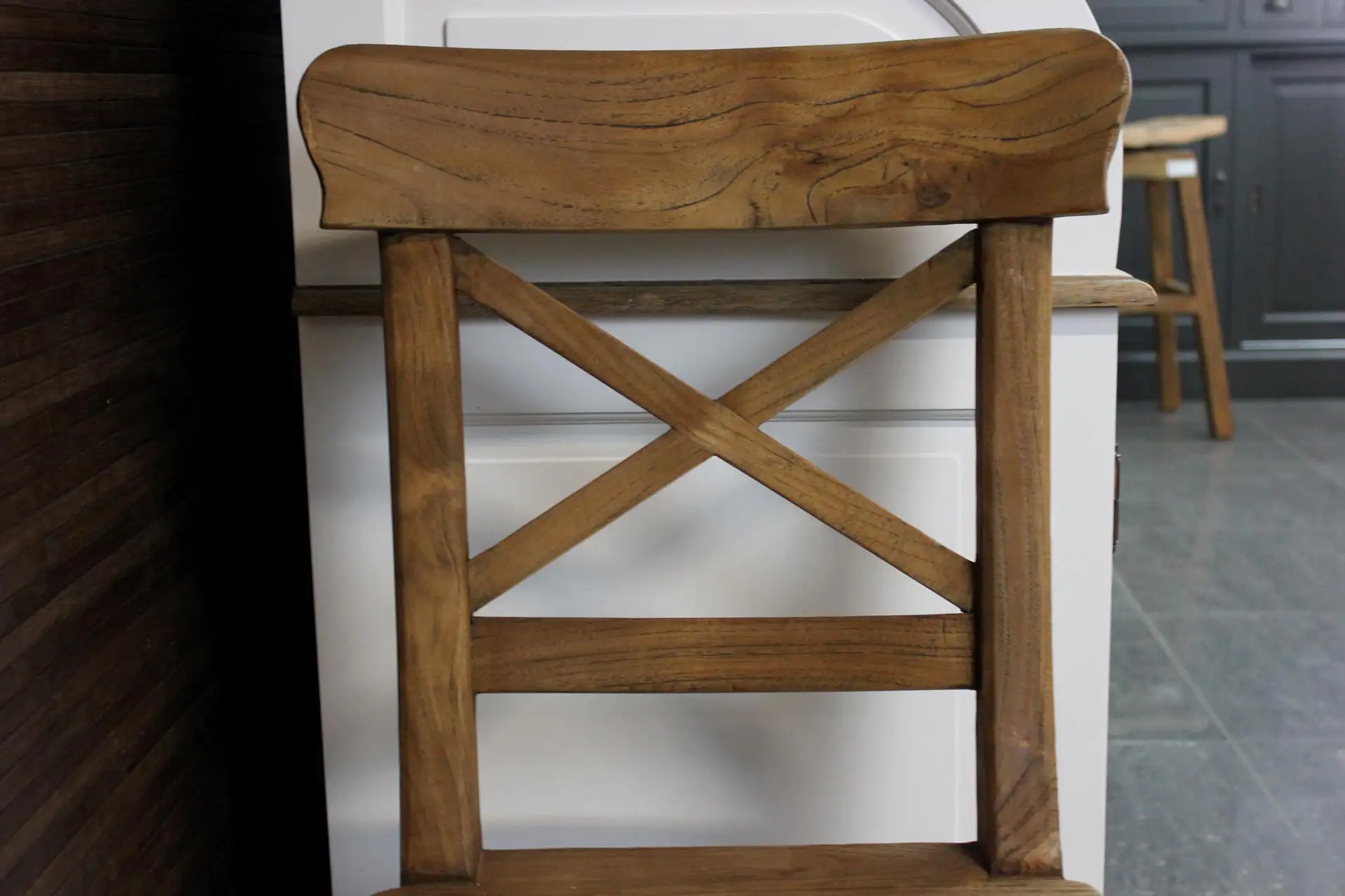 Teak Kursi Palang L-Old | teakhouten landelijke eetkamerstoel Teakhouten landelijke eetkamerstoel in prachtig oud teak, kwaliteit uit Indonesië. Landelijke houten stoel, comfortabel - TEAK2.