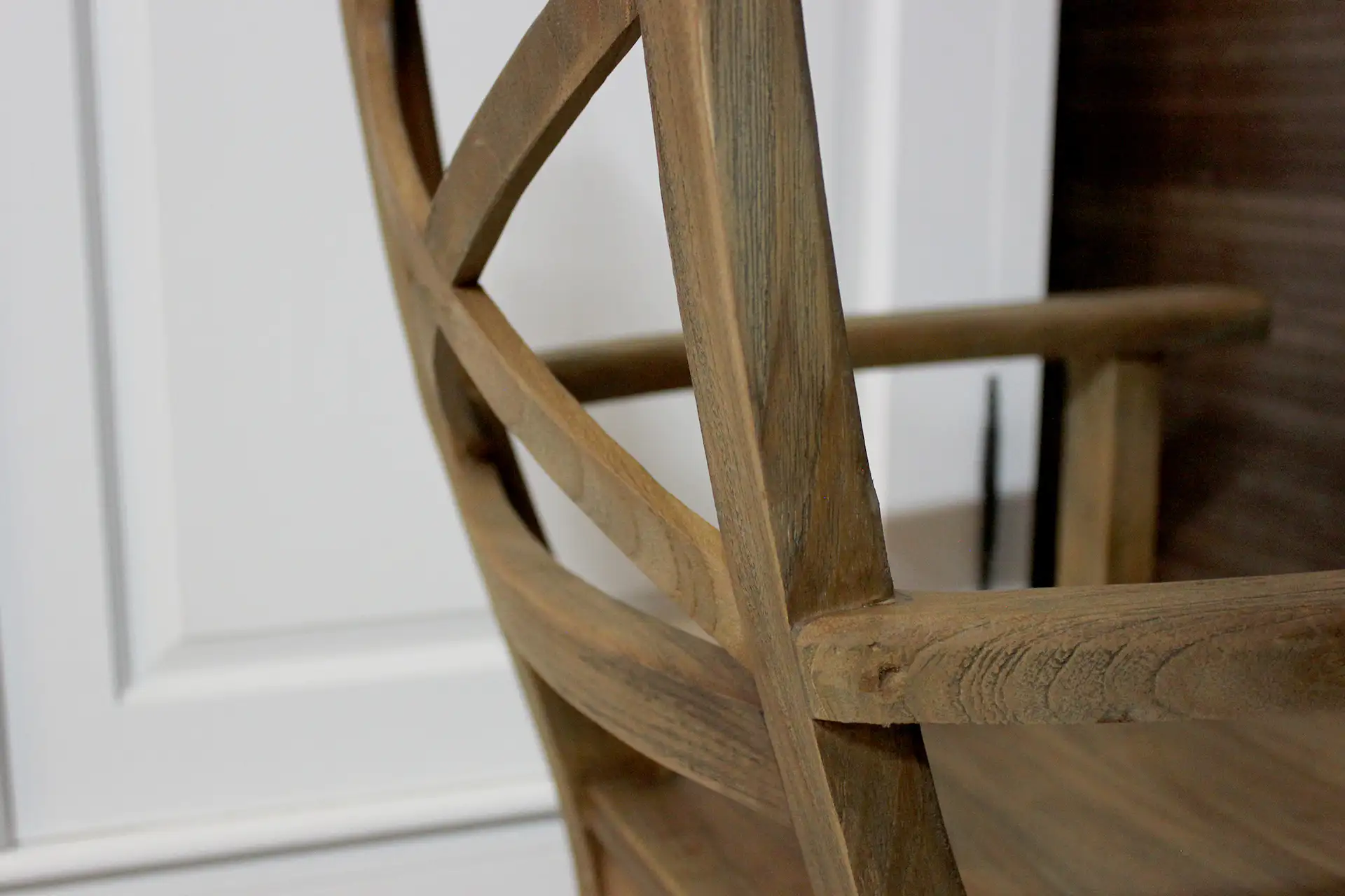 Teak Kursi Palang L-Old ARM | rustic dining chair with arm Teak rustic dining chair with armrests in beautiful old teak. Comfortable and solid construction - TEAK2.