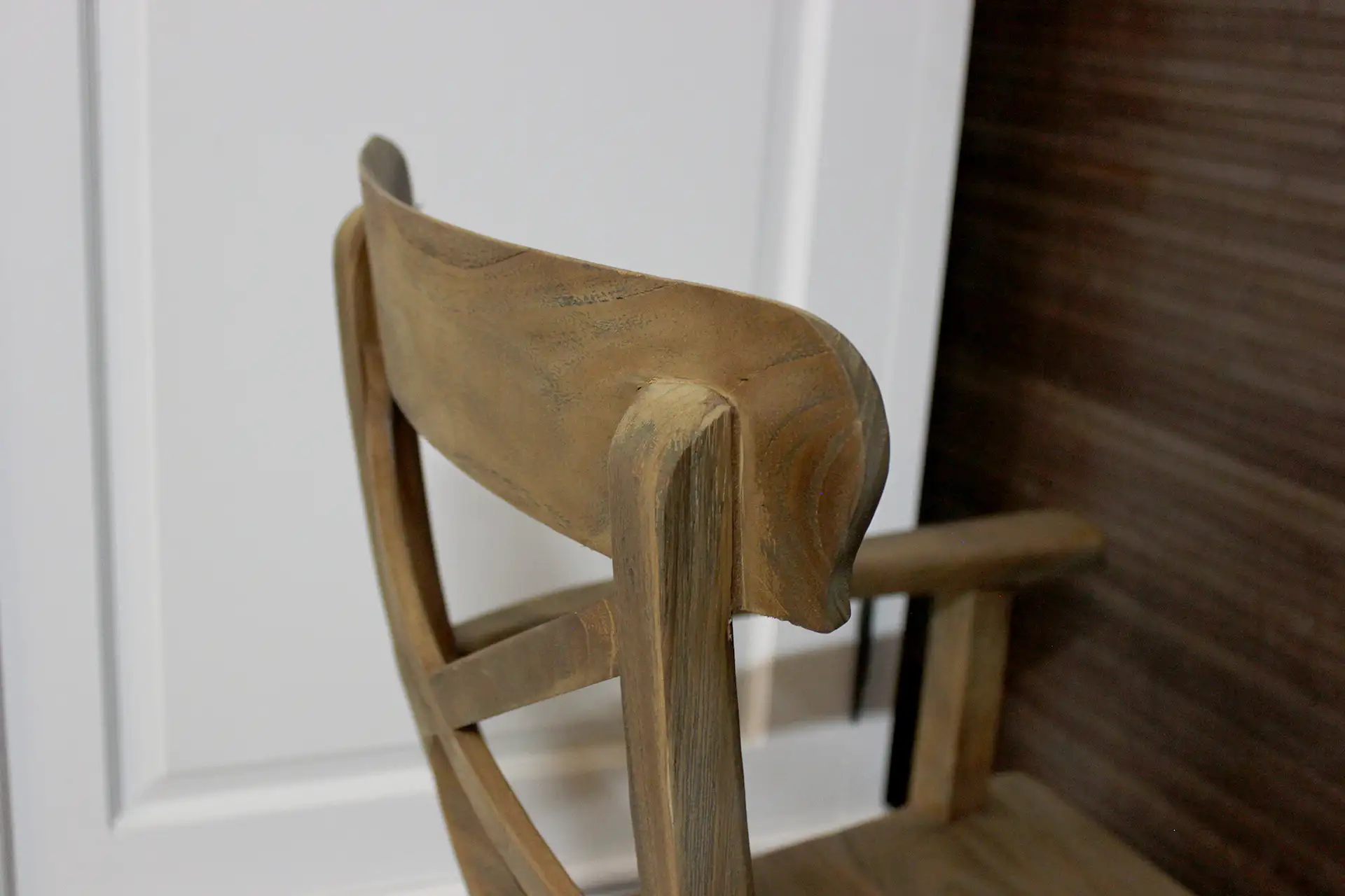 Teak Kursi Palang L-Old ARM | rustic dining chair with arm Teak rustic dining chair with armrests in beautiful old teak. Comfortable and solid construction - TEAK2.