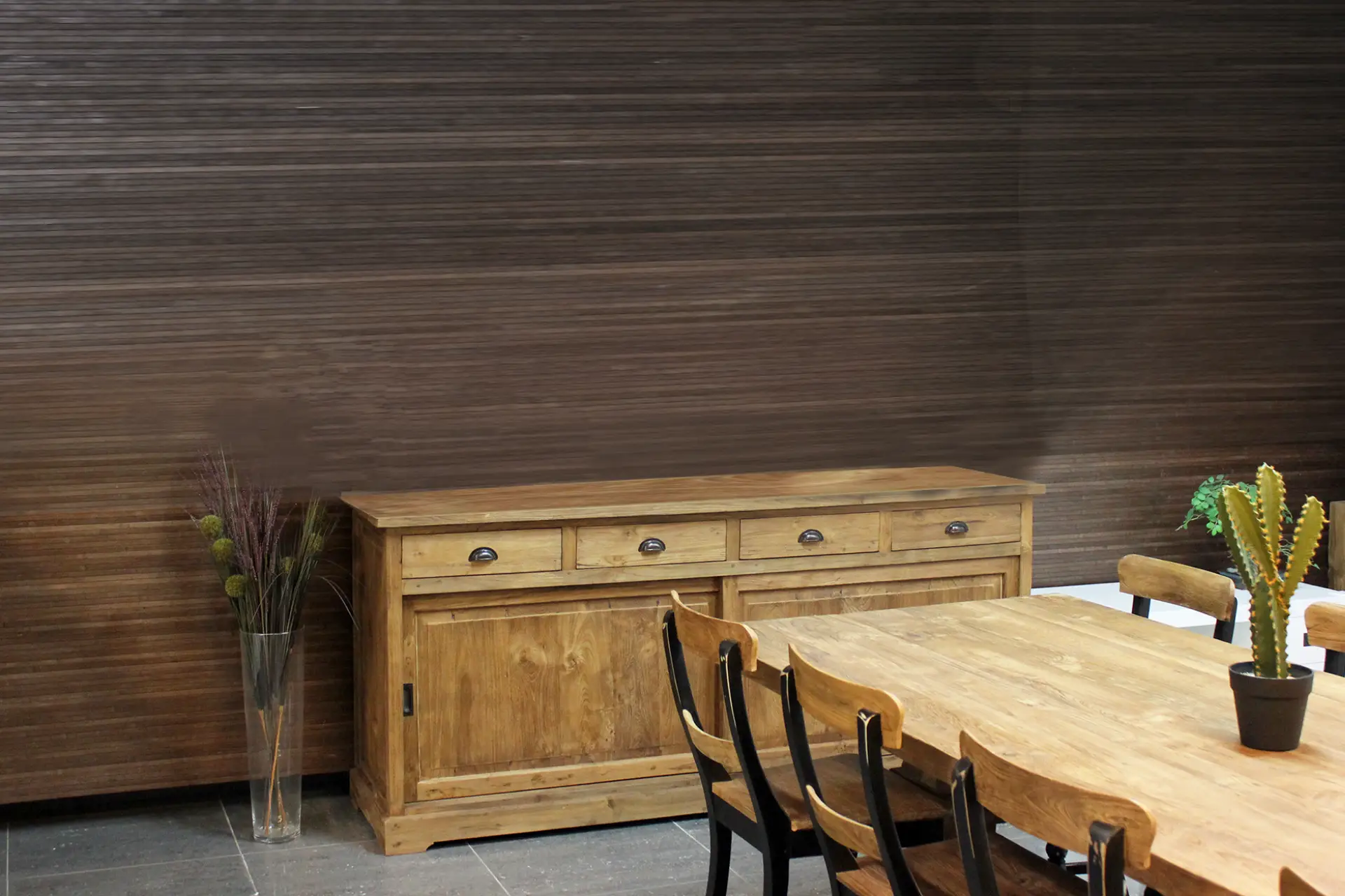 Teak Luar D100-250 Old | rustikale Anrichte aus Teakholz Rustikale Anrichte aus Teakholz mit Schiebetüren, gebürstetes altes Teakholz. Möbel für moderne oder rustikale Innenräume – TEAK2.