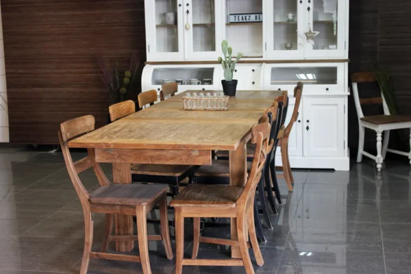 Landelijke uitschuifbare eettafel in oud teakhout. Uittrekbare tafel met metalen mechanisme en massief teak blad - TEAK2.