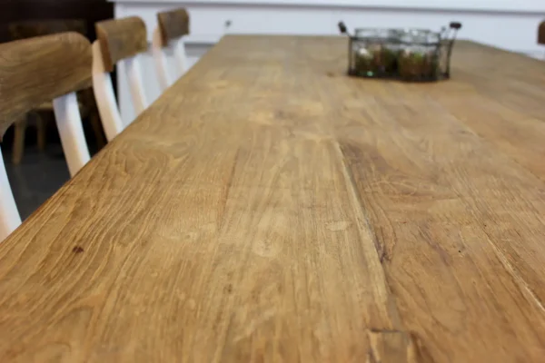 Kloostertafel teak met dik blad, landelijke tafel in oud teakhout met massieve poot en dik oud teakhouten blad - TEAK2.