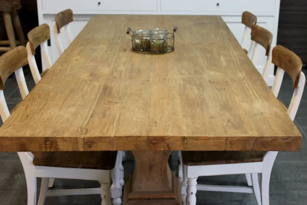 Kloostertafel teak met dik blad, landelijke tafel in oud teakhout met massieve poot en dik oud teakhouten blad - TEAK2.