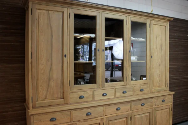 Exclusieve grote teak apothekerskast met veel lades en draaideuren. Ruime winkelkast teakhout, landelijk & authentiek - TEAK2.