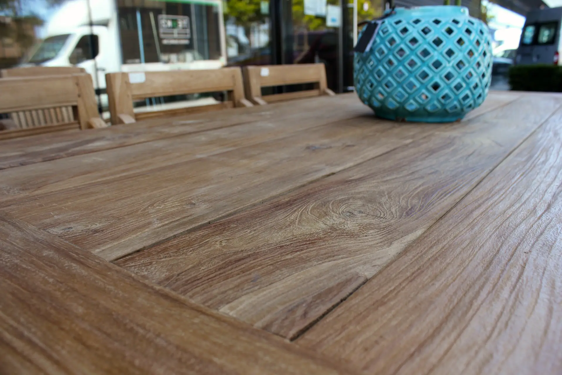 Teak Taman O180-300DK Old | dickes Teak Gartentisch aus altem Teak Dicker Gartentisch aus gebürstetem, altem Teakholz, Qualität aus Indonesien. Kleine und große Gartentische aus massivem Teakholz – TEAK2