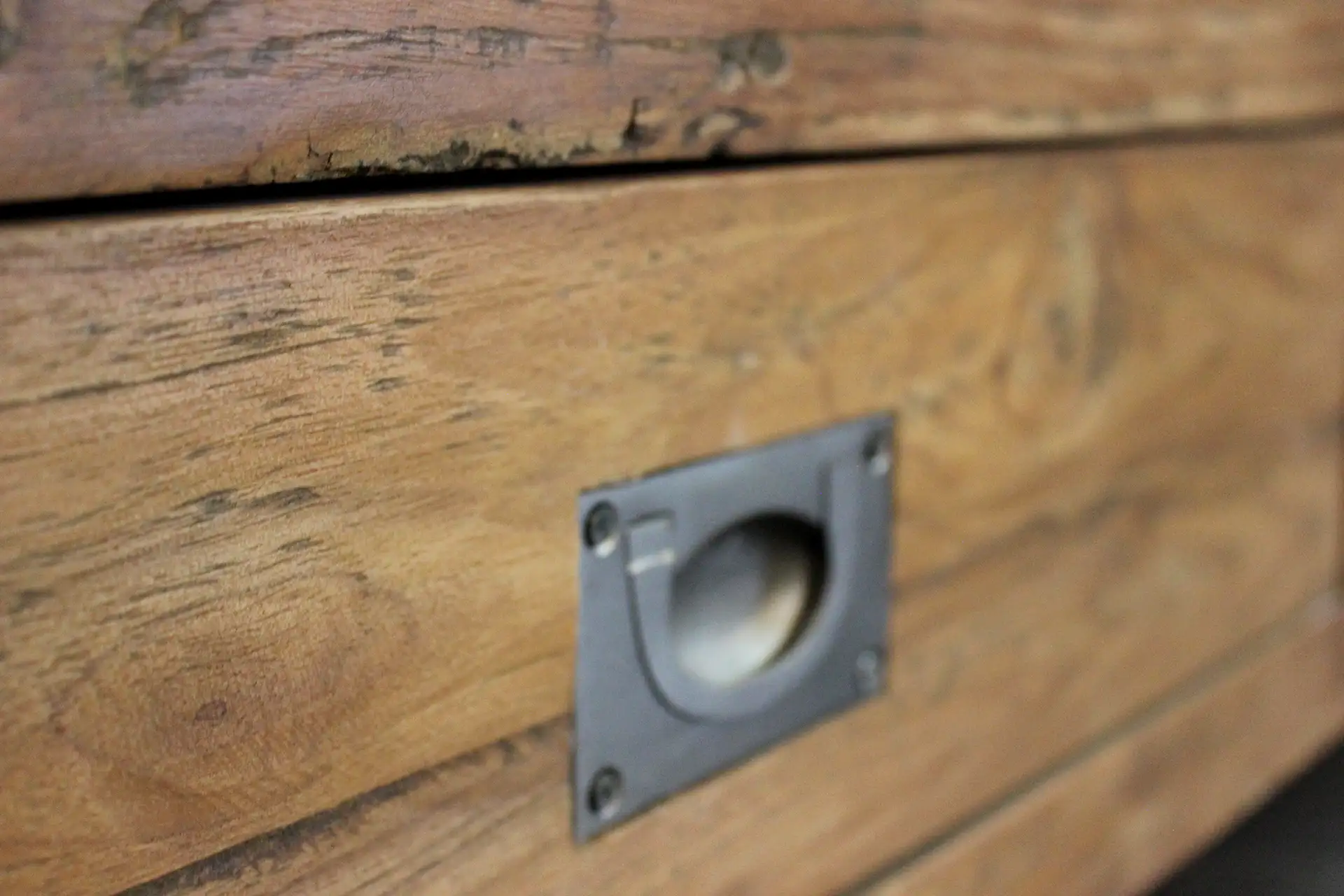 Teak Tangga TV150-180ML Old | Industrie Tv-Möbel + Eisen Industrielle Teak Tv-Möbel mit Eisen und offenem Fach über die gesamte Breite. Robuste Tv-Möbel im Industriestil.